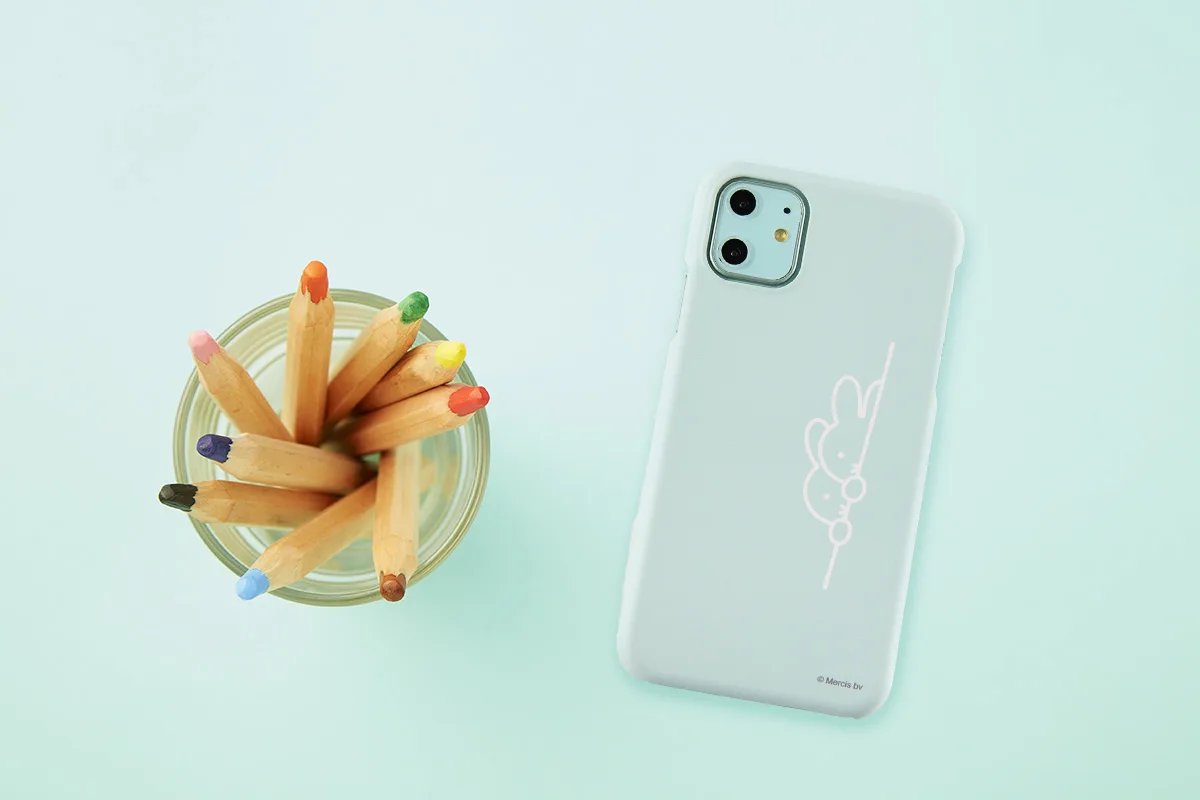 ミッフィー スマホケース 『ホワイトドローPEEK ペールグリーン ミッフィー スマホケース 『ホワイトドローPEEK ペールグリーン